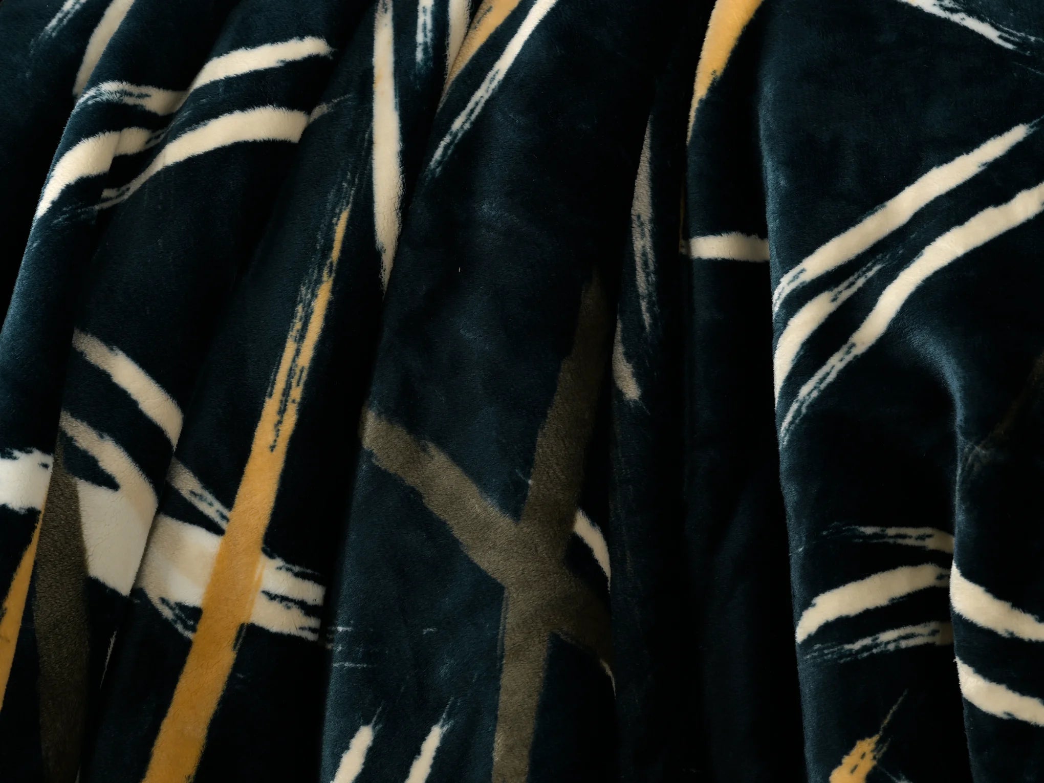 PREMIUM AC BLANKET - PRINGLE COLL