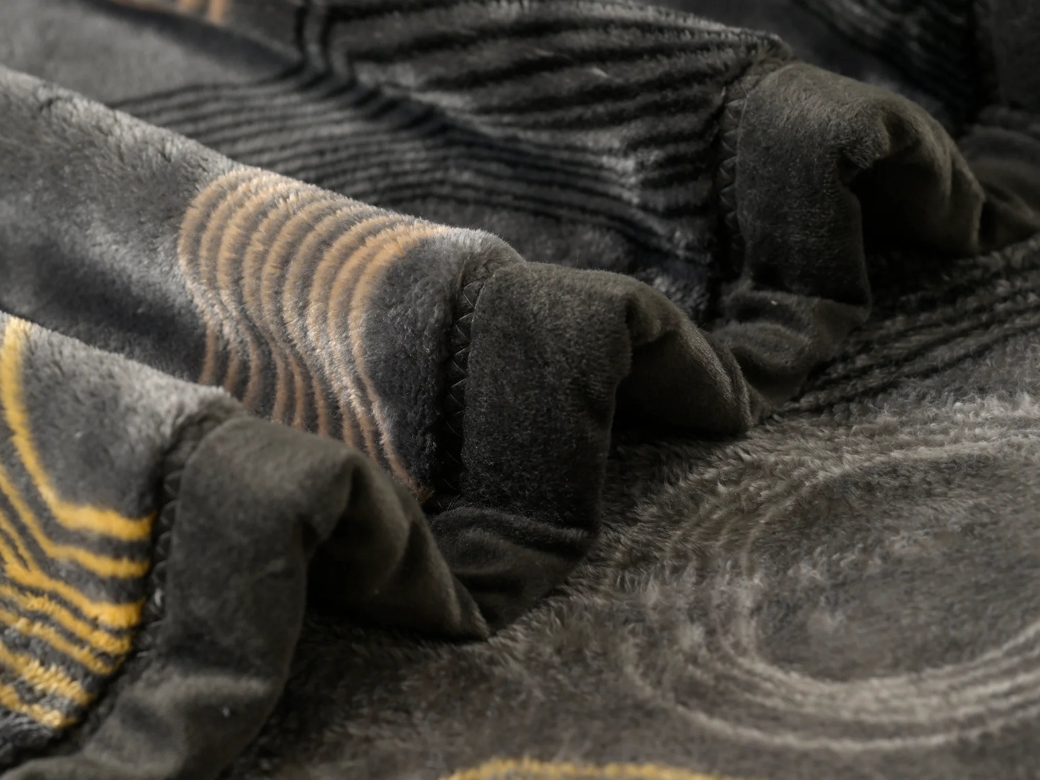 PREMIUM AC BLANKET - PRINGLE COLL